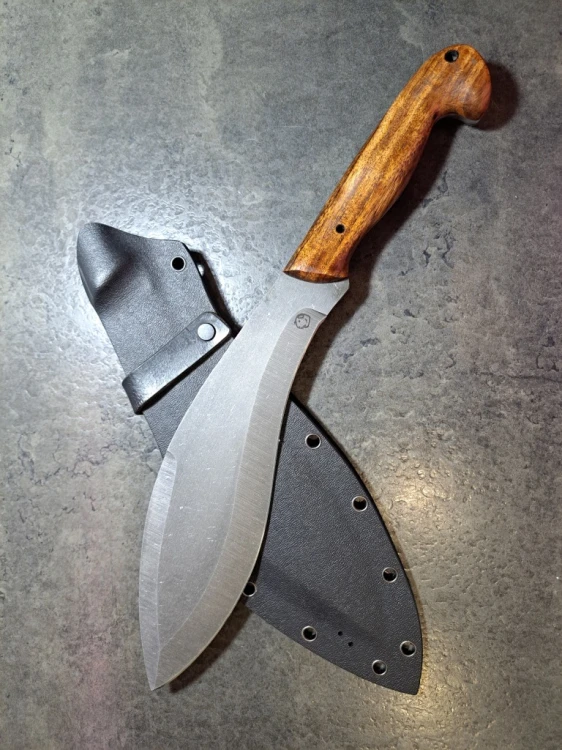 klasyczny Kukri maczeta nepalski nóż myśliwski terenowy stal węglowa 35cm