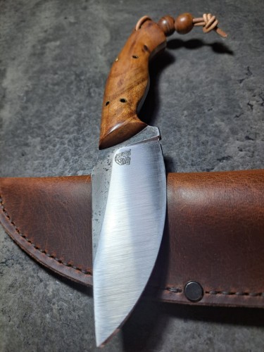 duży nóż bushcraft, custom, myśliwski edc, terenowy, stal węglowa